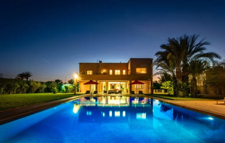 Villa Willy Marrakech villa de luxe avec piscine à débordement