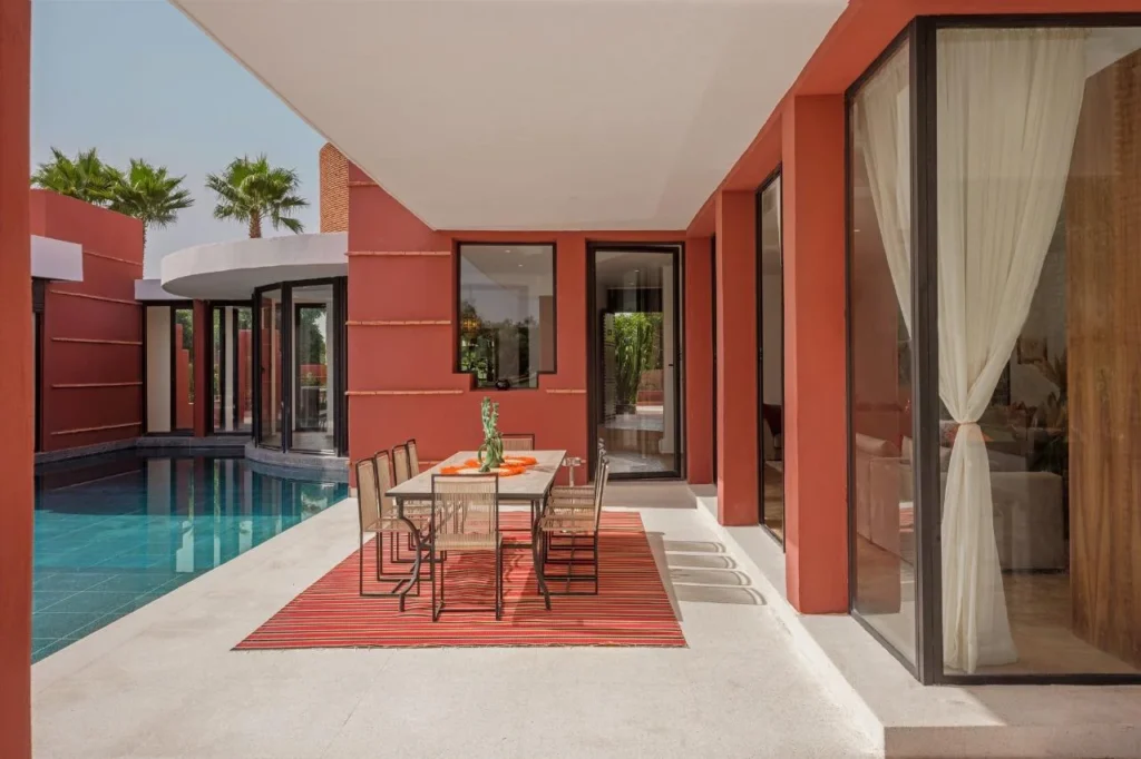 Toit-terrasse aménagé d’un riad dans la Médina de Marrakech